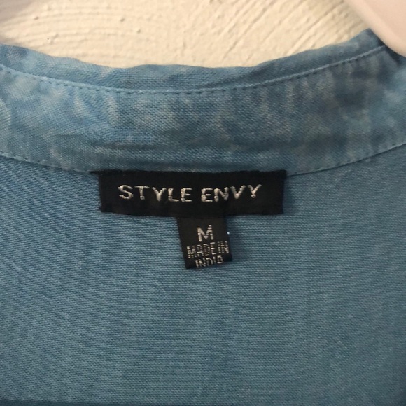 Blue button-up dress - Picture 2 of 3